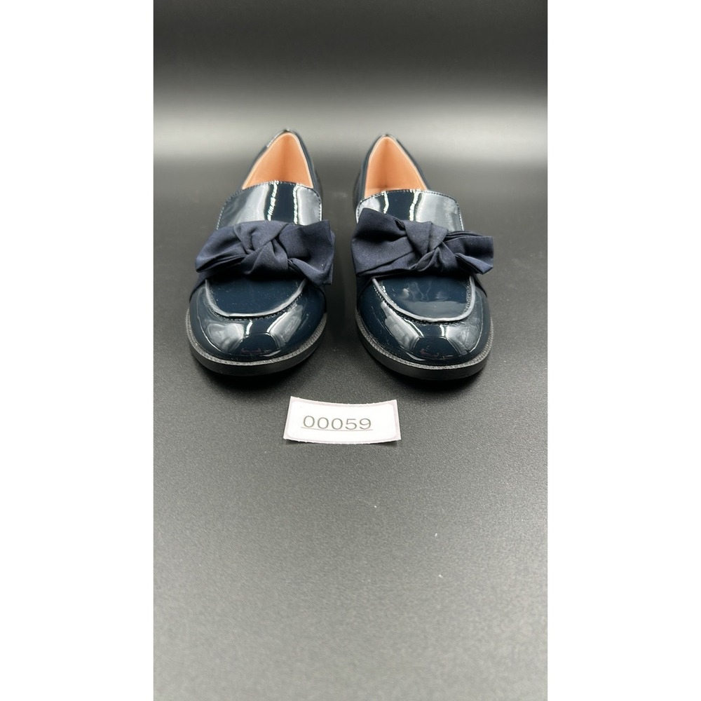 Bandolino Navy Blue Patent Loafers with Bow Detail Women 7.5